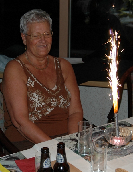 Klik voor foto in apart venster quma0001801004.jpg